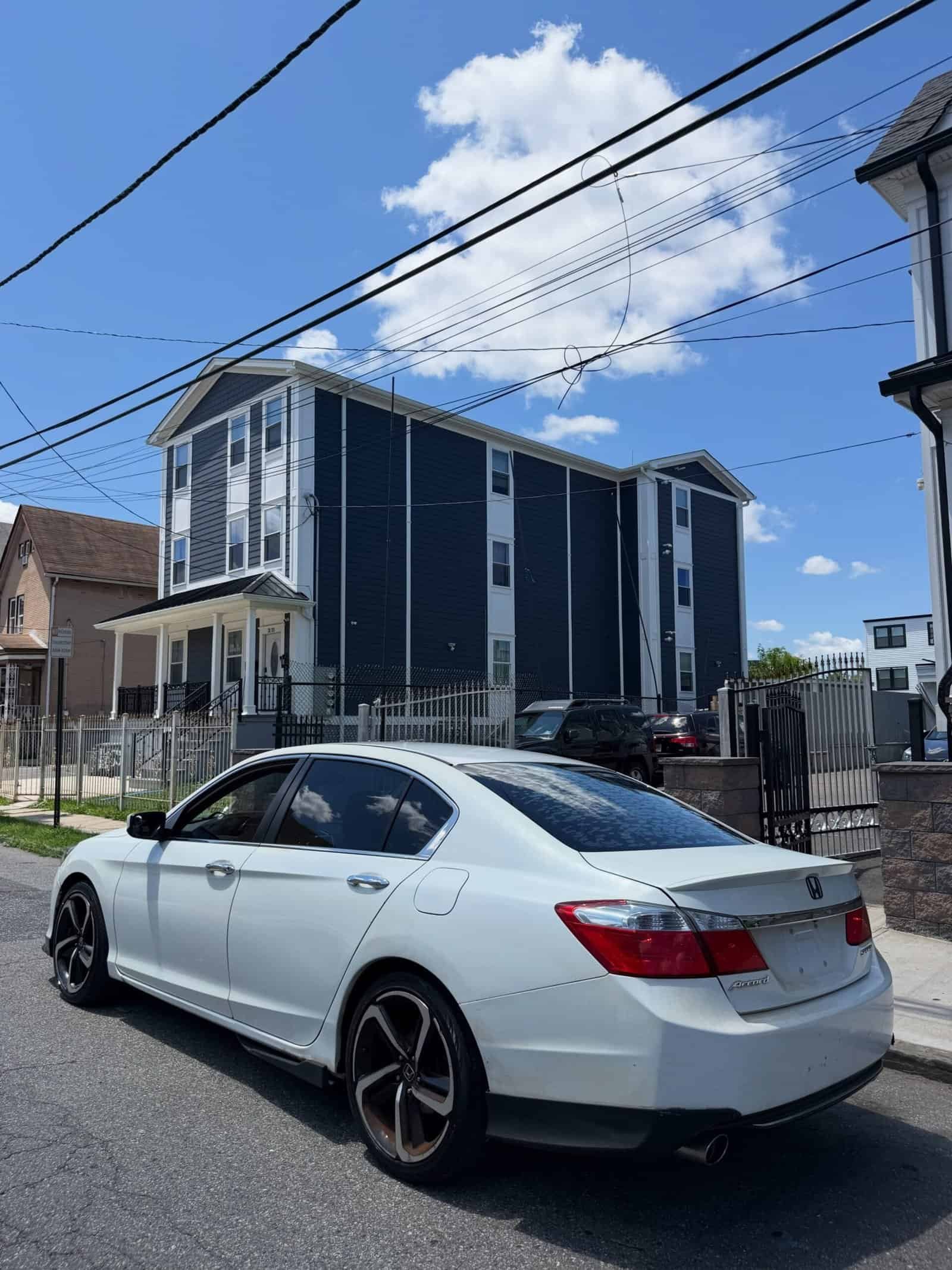 
								Used 2013 Honda Accord sport for sale full									