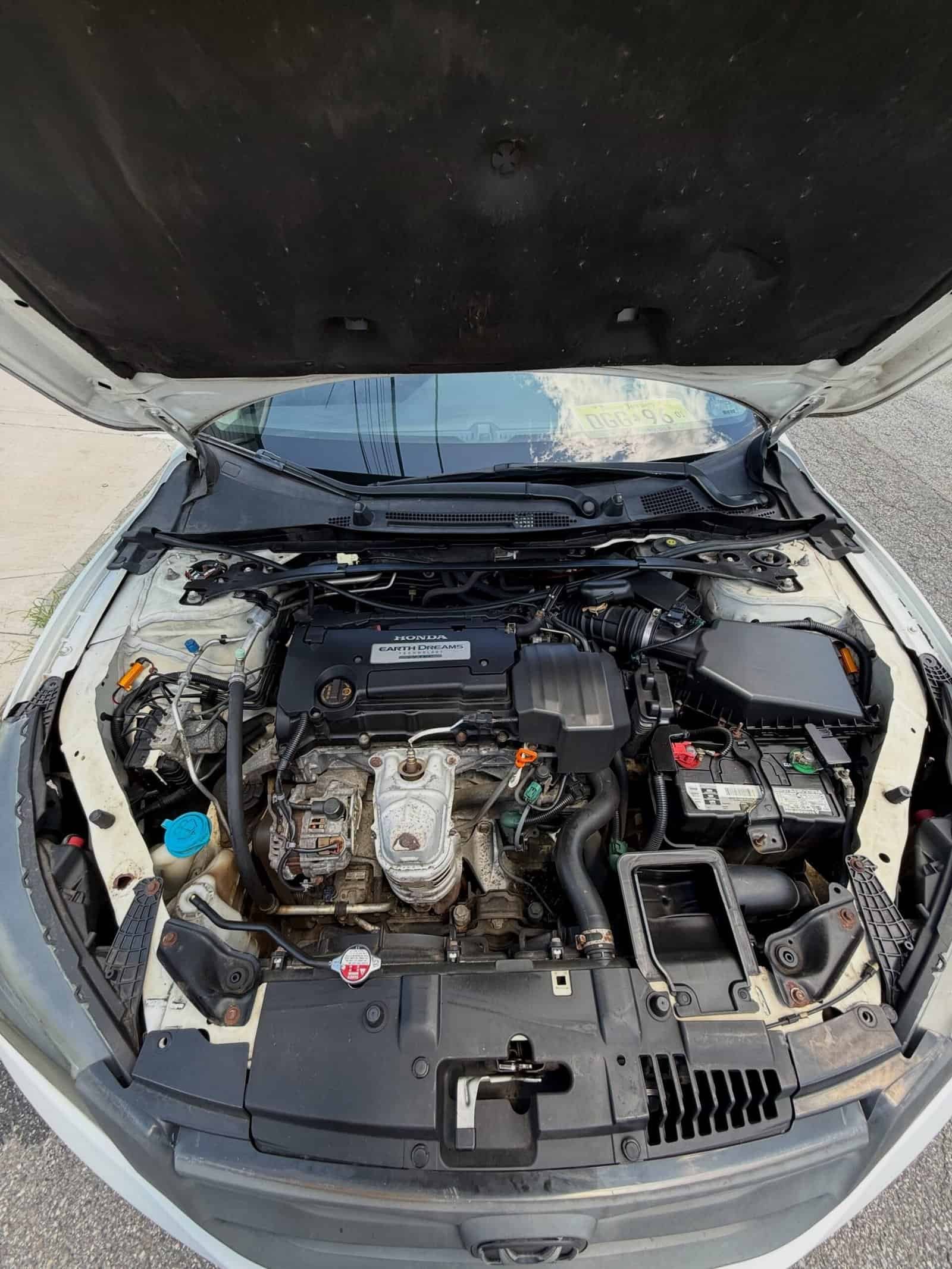 
								Used 2013 Honda Accord sport for sale full									