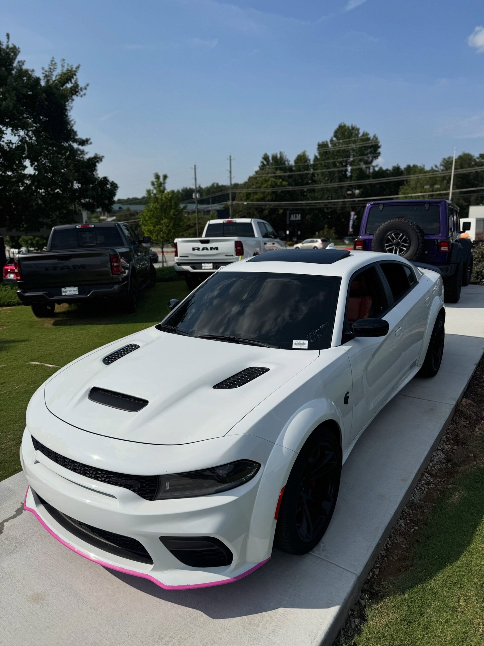 Bad credit car lots 2023 Dodge Charger Hellcat Jailbreak Widebody Ohio – Trusted Auto Finds