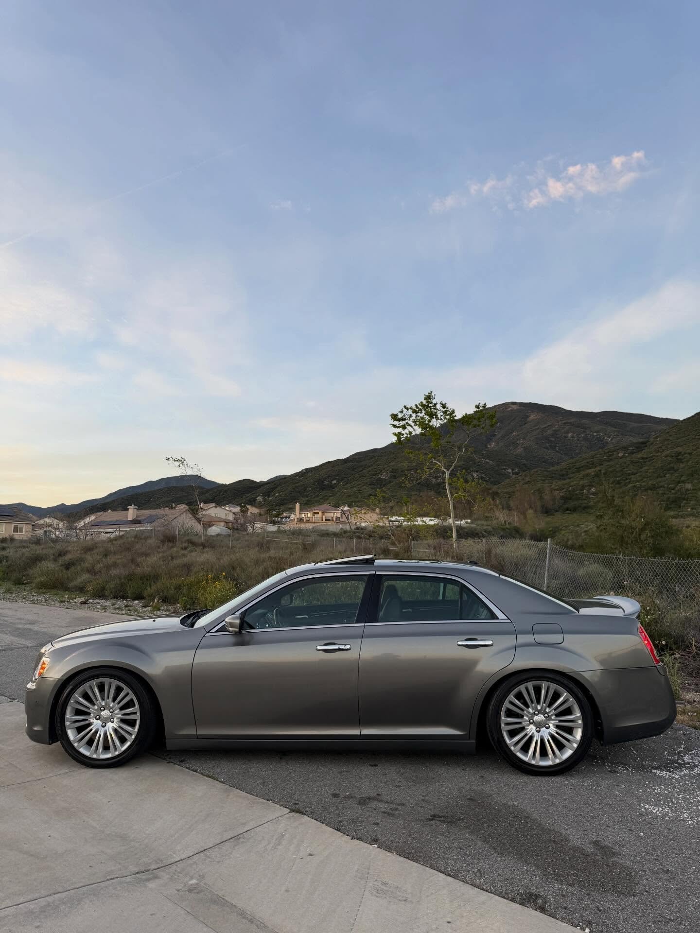 
Buy Here Pay Here 2011 Chrysler 300c Ohio – V8 5.7L | Trusted Auto Finds full									