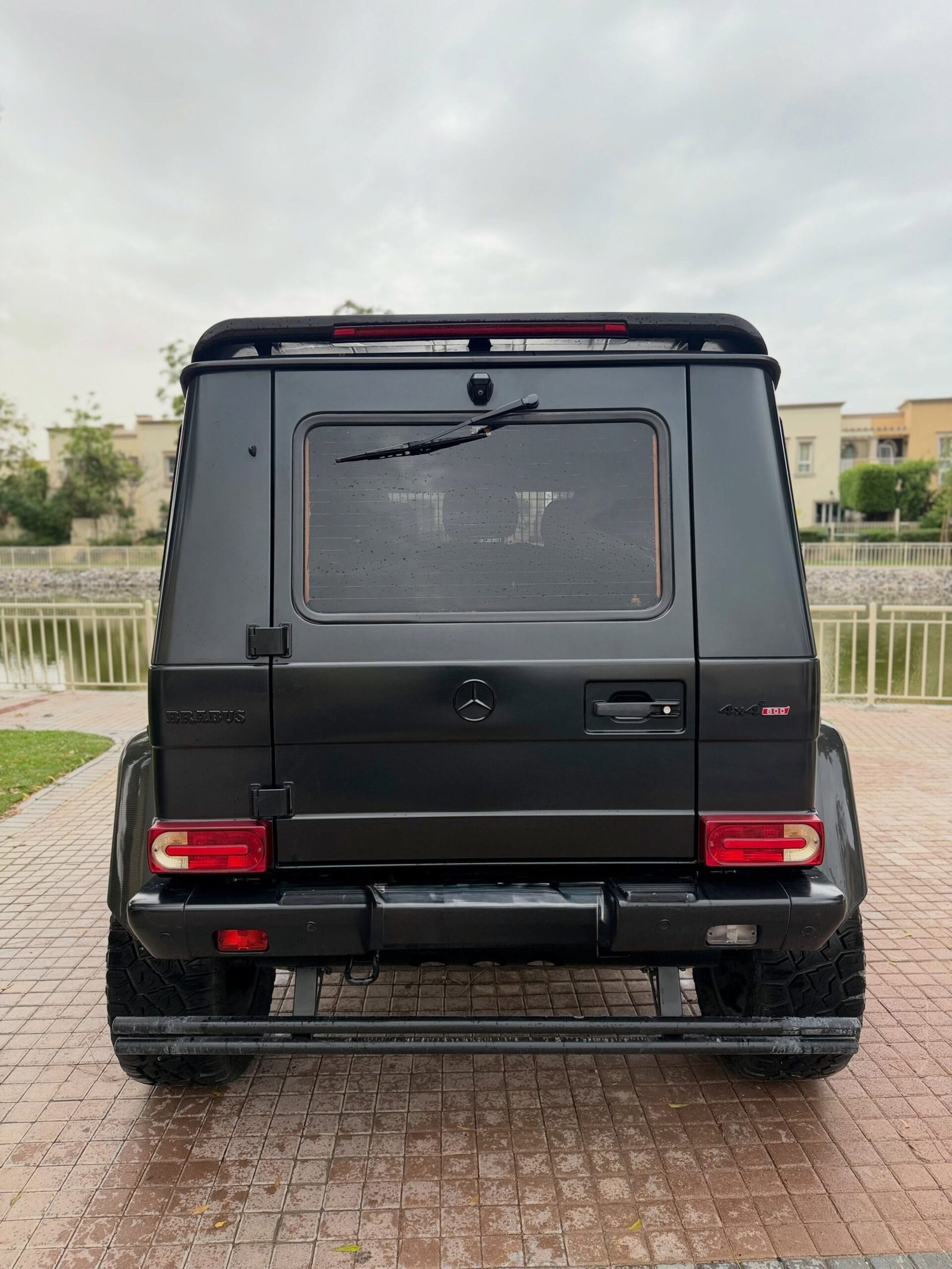 
2017 Mercedes G63 AMG full									