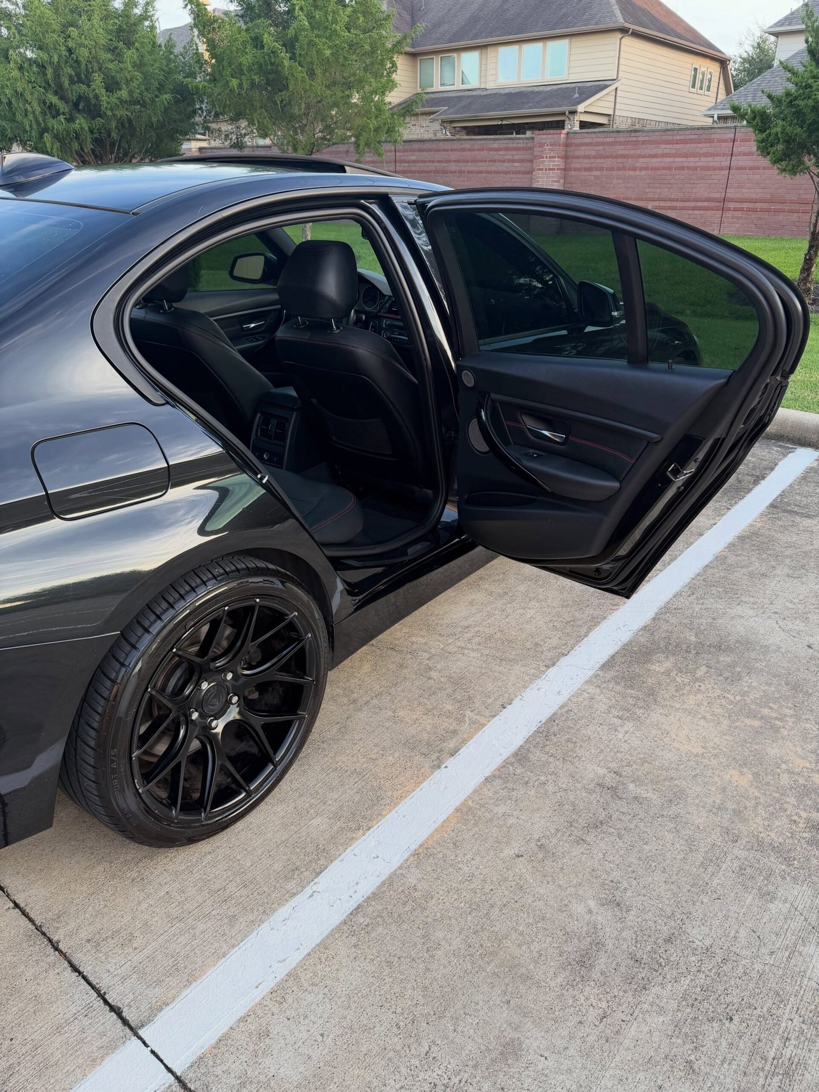 
2014 BMW 335i Xdrive full									