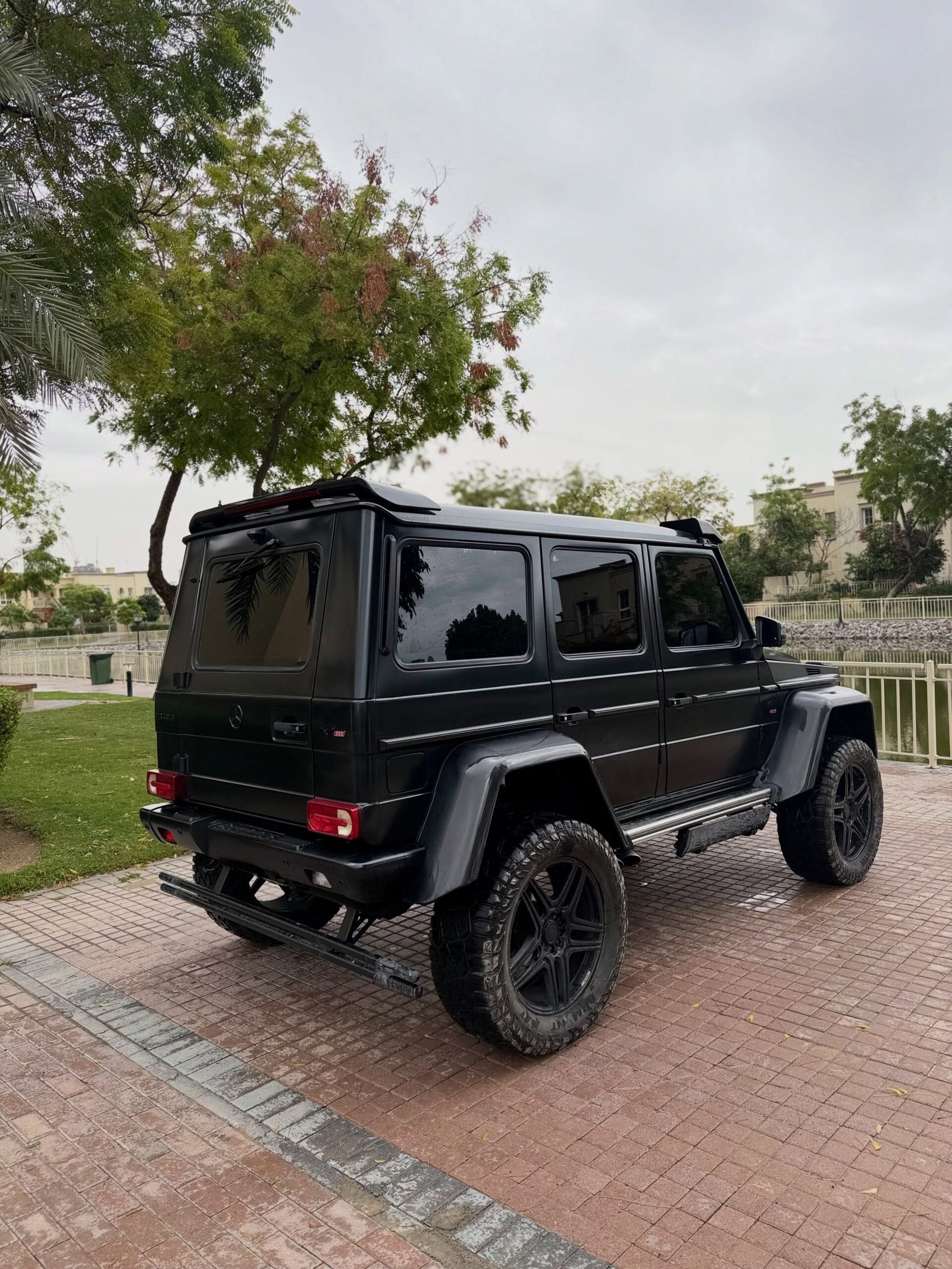 
2017 Mercedes G63 AMG full									