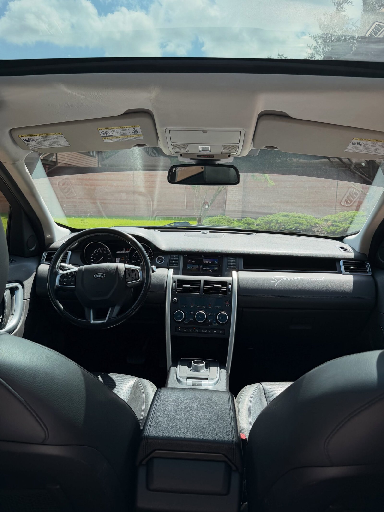 
2016 Land Rover Discovery Sport HSE full									
