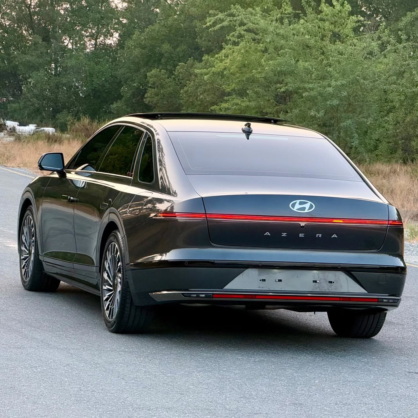 
2024 Hyundai Azera full									