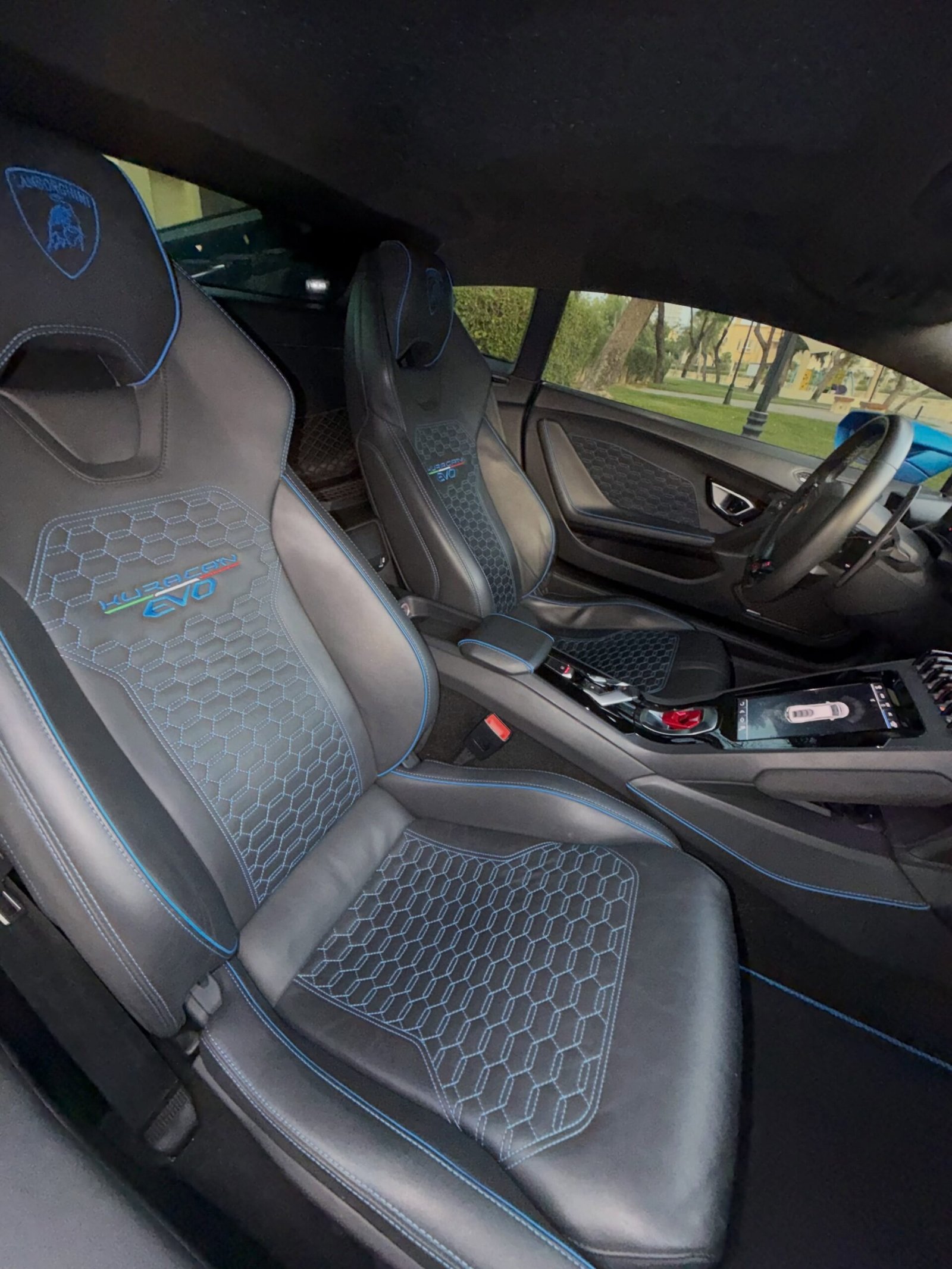 
2023 Lamborghini Huracan Evo Coupe full									
