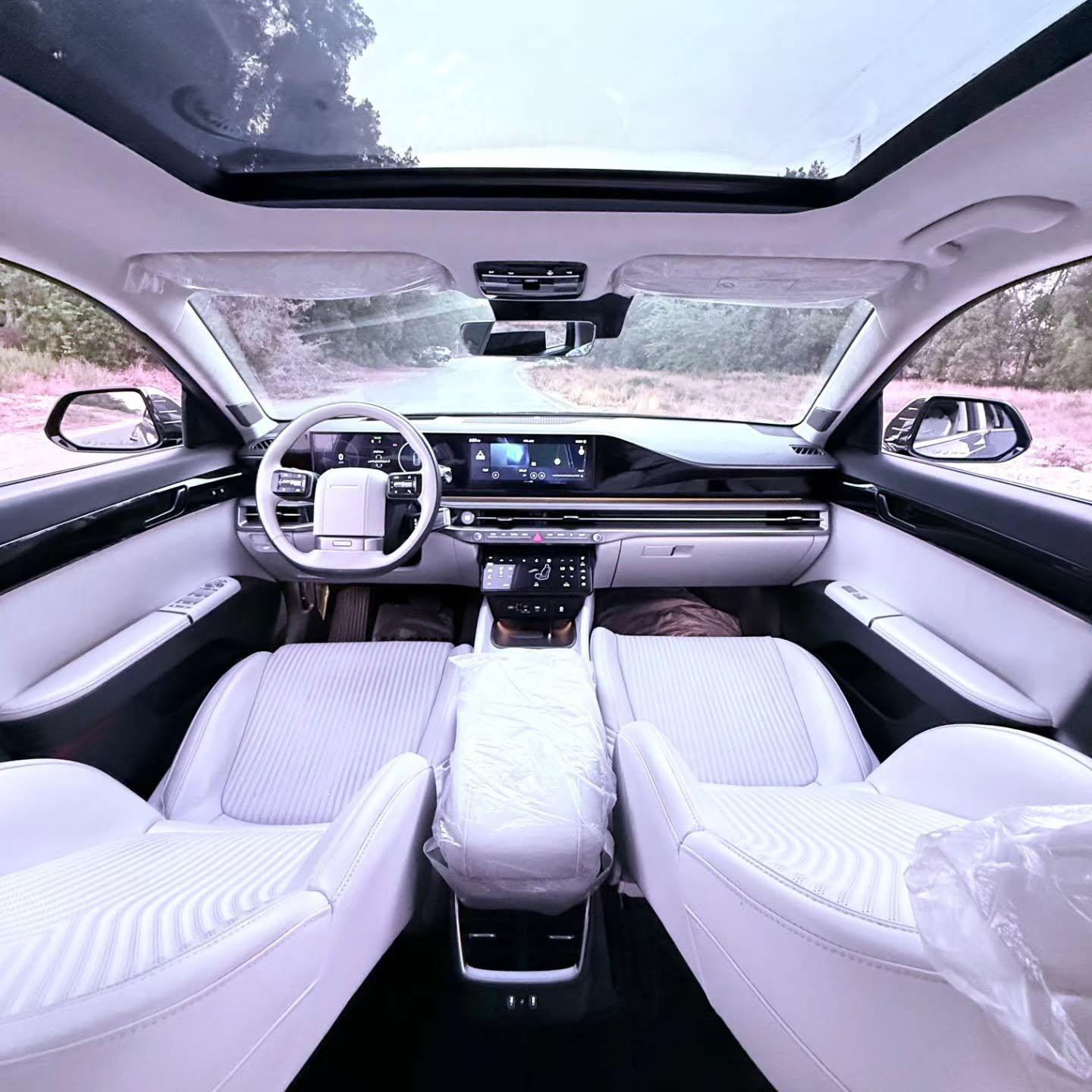 
2024 Hyundai Azera full									