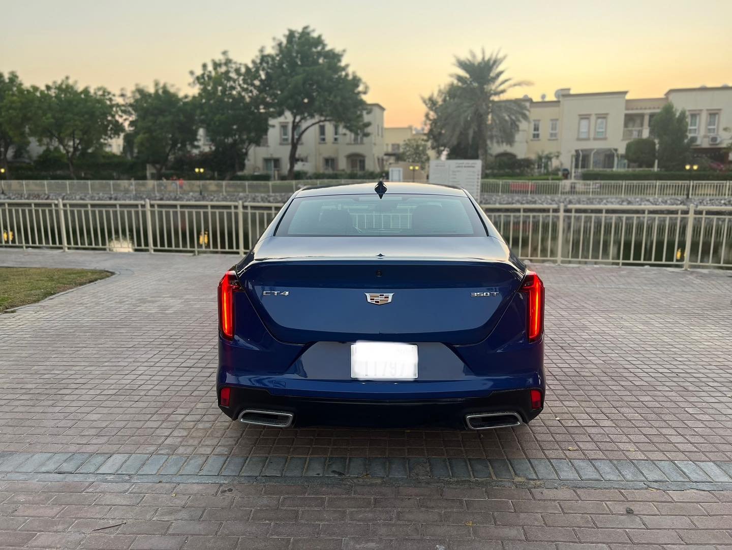
2021 Cadillac CT4 model full									
