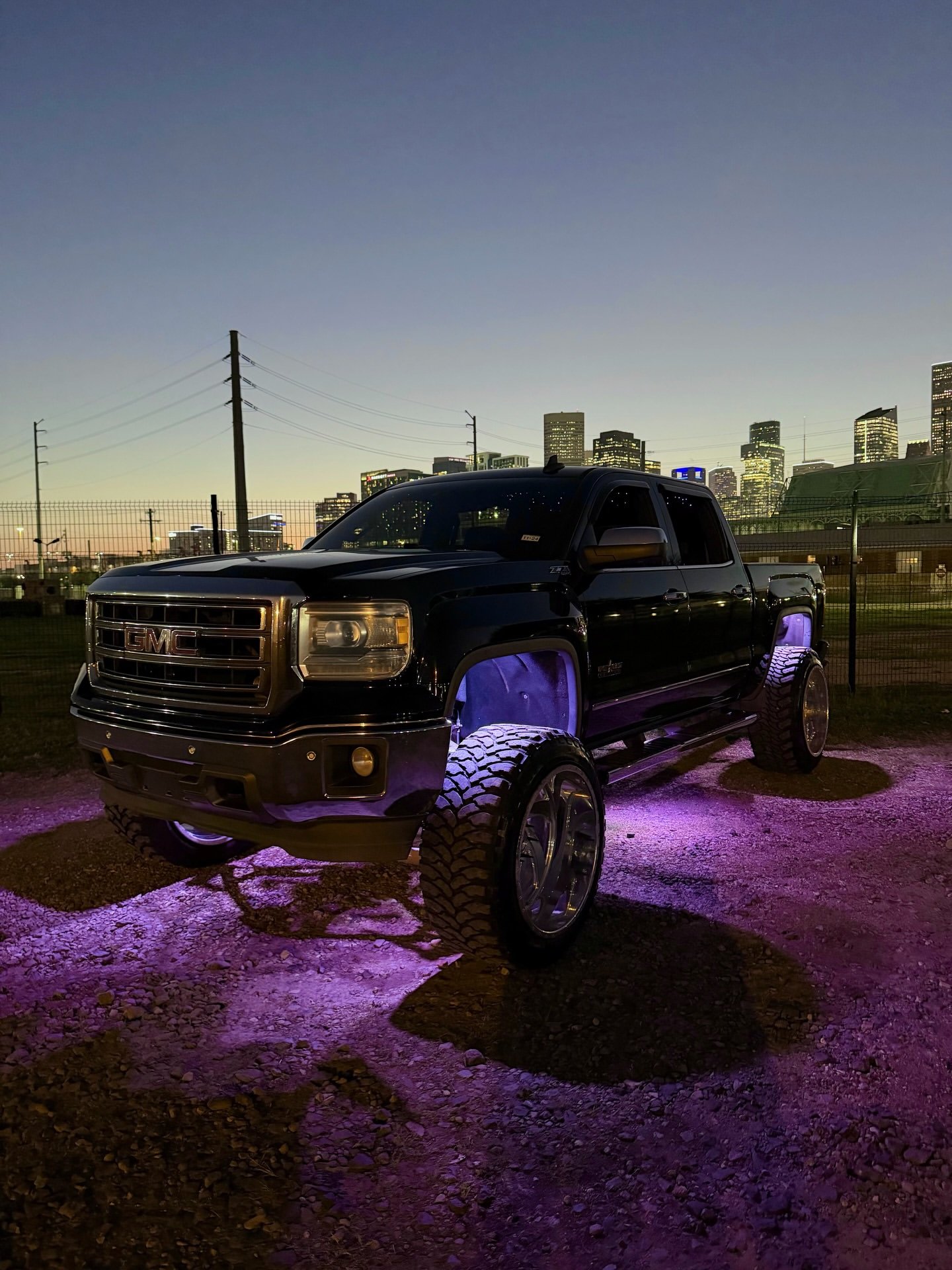 
2015 GMC Sierra Z71 full									