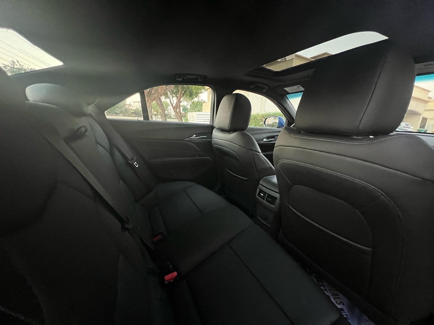 
2021 Cadillac CT4 model full									